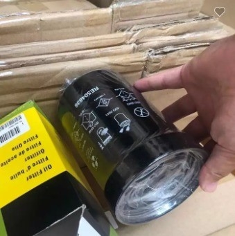 Dieselonderdelen Oliefilter RE504836 P550779 36139632 RE507522 GM32809 13502869 voor vrachtwagenmotor