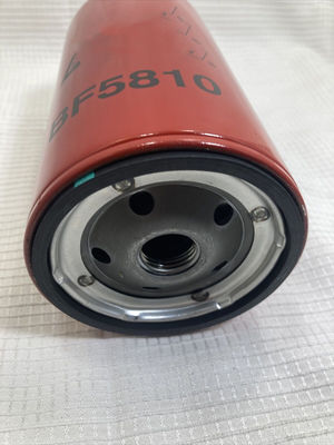 BF5810 23518482 Delen van graafmachines Brandstoffilter met standaardformaat en ijzeren filterpapier