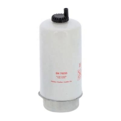 Brandstoffilterelement 11318320 3015259 P173238 AT186554 voor vrachtwagenmotoronderdelen 86*86*199mm Grootte