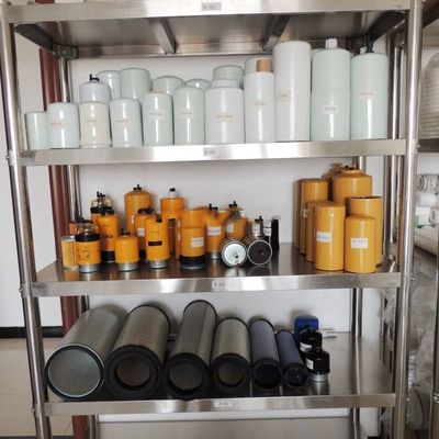 Brandstofwaterseparatorfilterelement P552044 SN 920410 voor onderdelen van vrachtwagenmotoren dat: